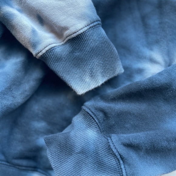 Nia Long Sleeve Crew Neck Oversized Tie Dye Coordinating Pullover - Picture 4 of 4